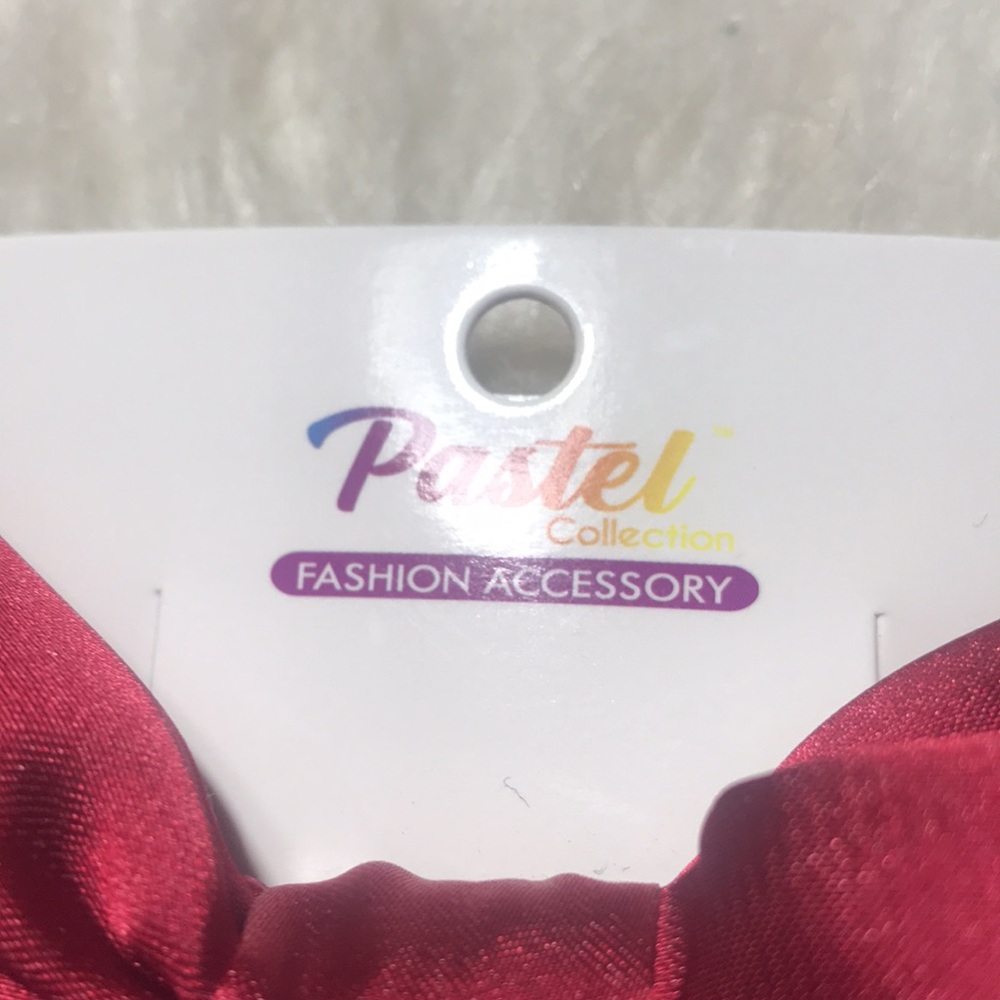 Elegant Red Satin Slide Clip Hair Bow. 13 in long by 7 in wide NWT - Picture 4 of 4
